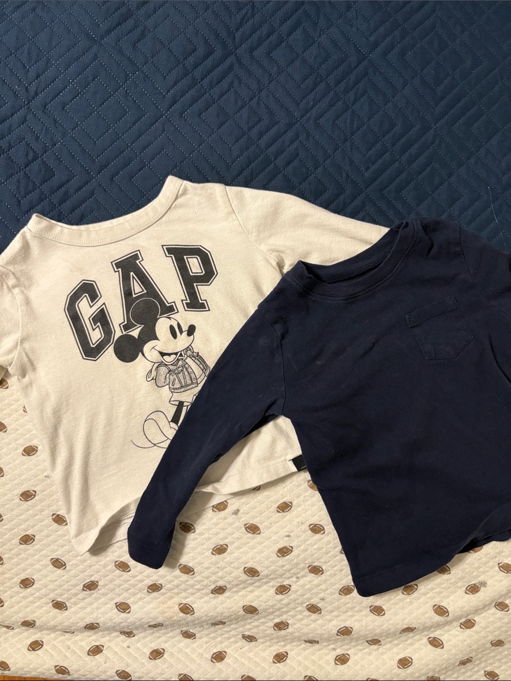 GAP White Long-Sleeve Mickey Graphic Tee